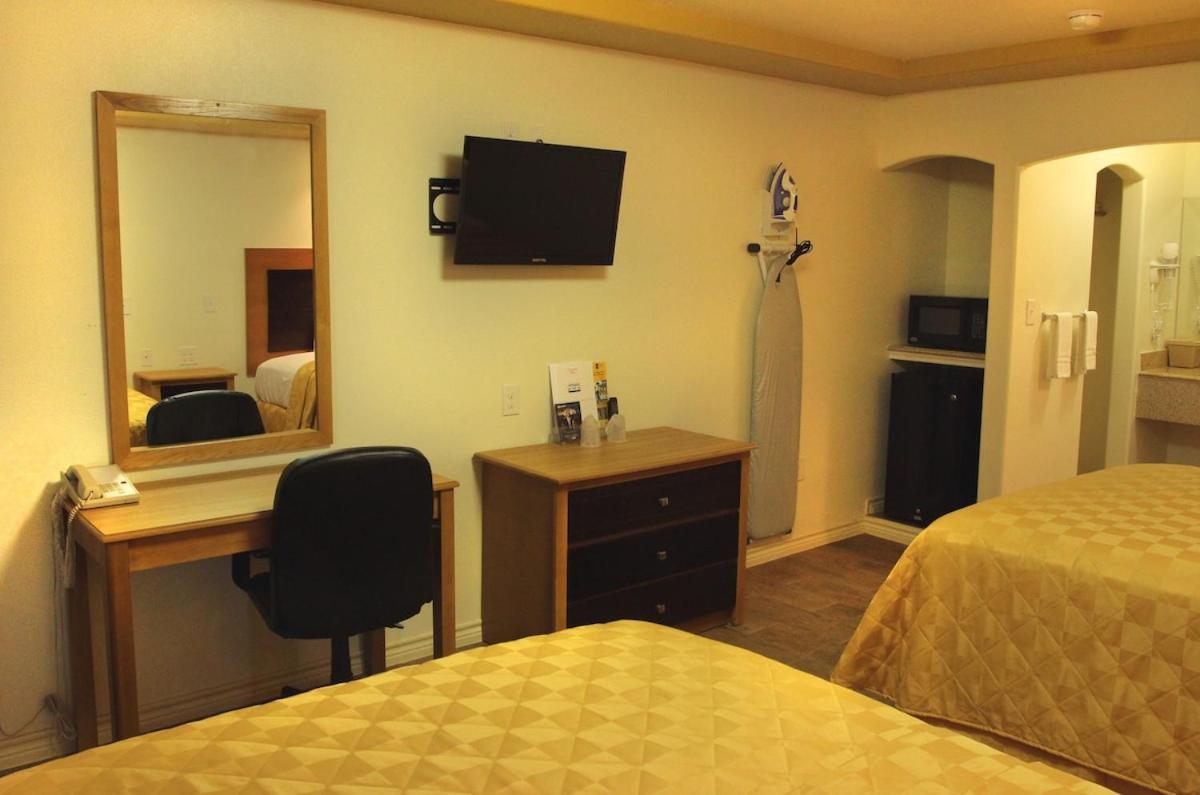 Maverick Inn Eagle Pass Extérieur photo